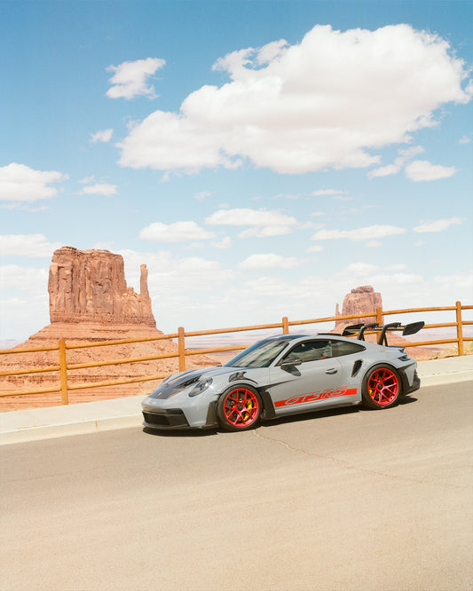 GT3RS Road Trip (Monument Valley)